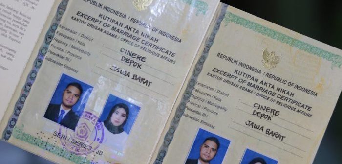 foto buku nikah