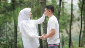 foto prewedding baju putih