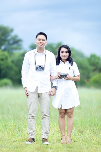 foto prewedding baju putih 