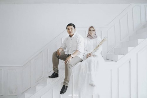 foto prewedding baju putih