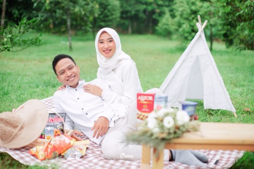 foto prewedding baju putih 