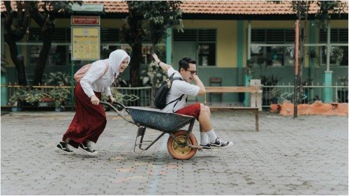 foto prewedding seragam sekolah