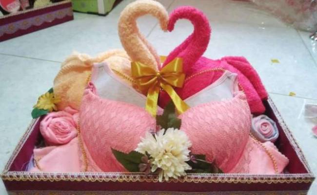 Contoh Hantaran Pakaian Dalam